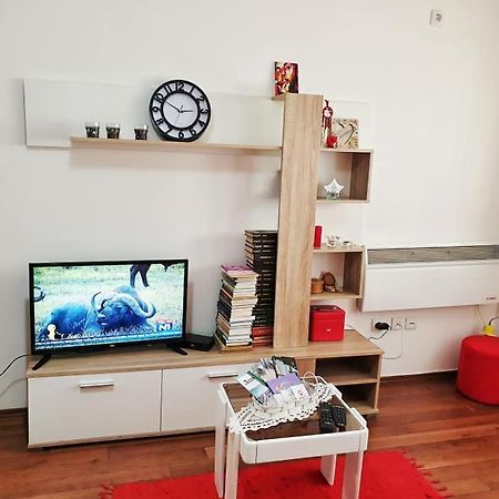 Stan Na Dan Loznica Apartamento Exterior foto